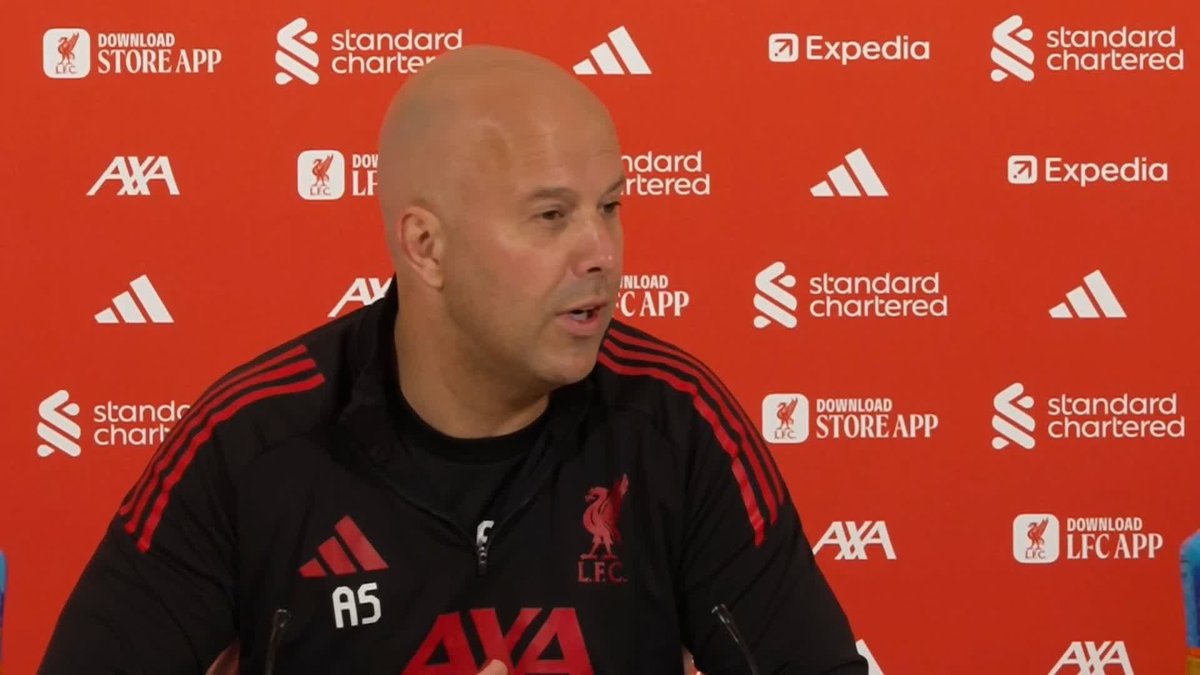 "He's a very good man and liked in the dressing room" Arne Slot on Freddie Woodman 🔴