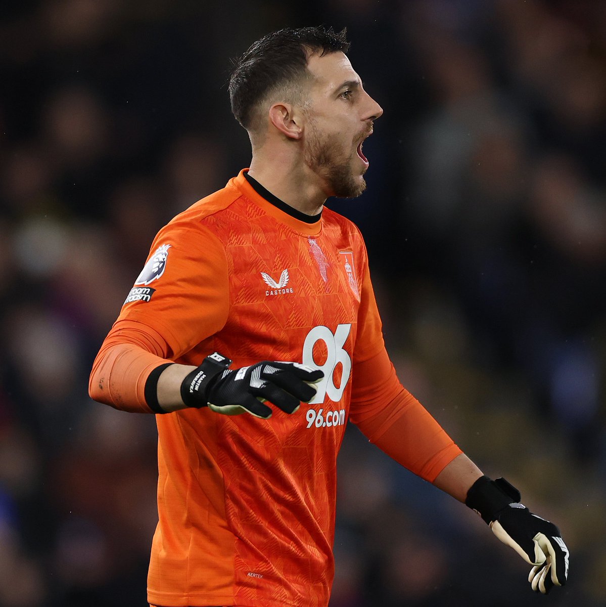 “That touch is absolutely superb!” 🧤 Find out where Martin Dubravka’s lightning reactions rank in the BEST saves from Matchweek 33 👇