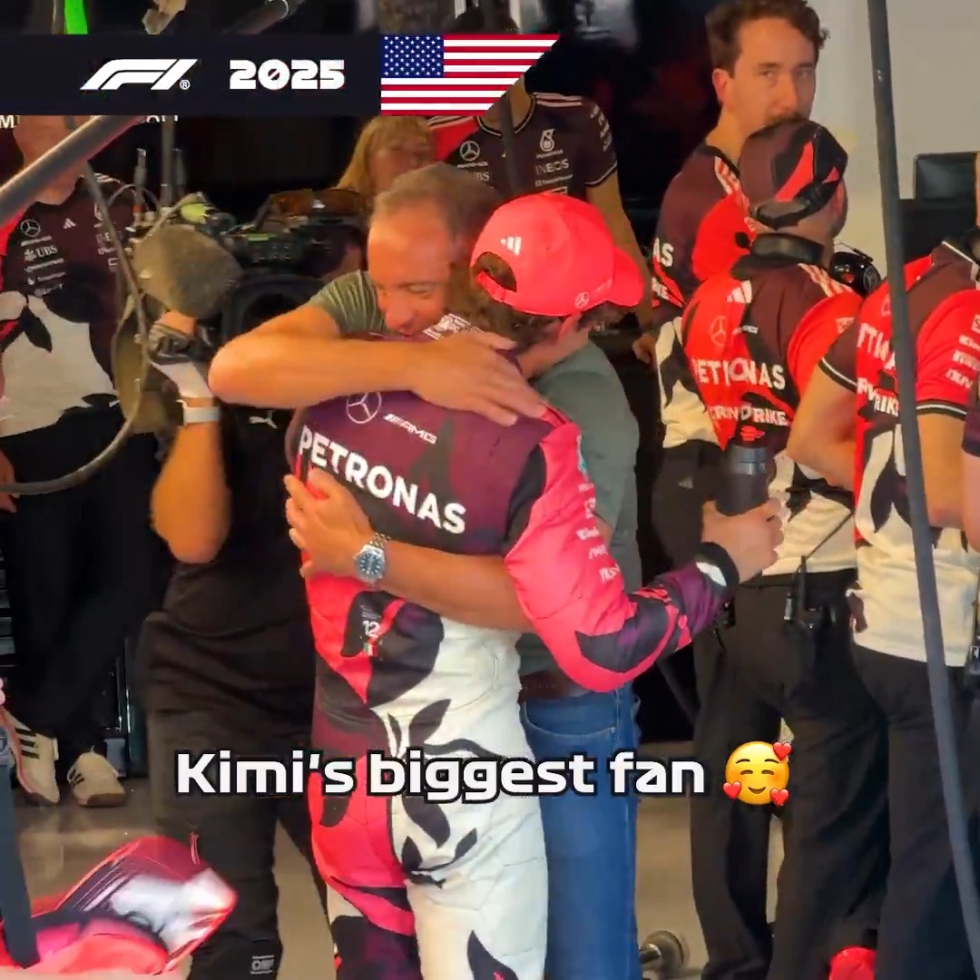 A proud Dad 🥰 Kimi Antonelli secured his first Sprint Pole during last year's trip to Miami, and his father Marco was there to support him! 👀 #F1 #MiamiGP