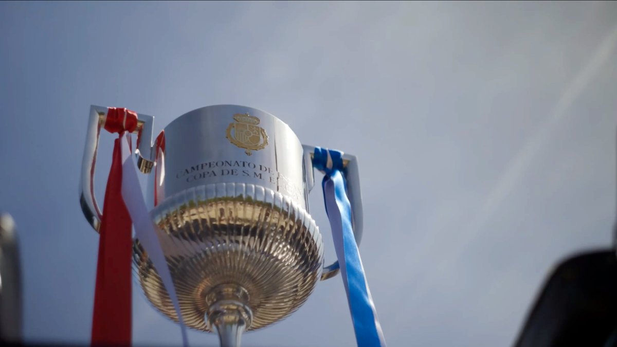 La final de la #CopaDelReyMapfre fue un partidazo, pero... ¿Qué hay alrededor de la celebración de un evento así? Os contamos en menos de 100 segundos todo lo que pasó (y cómo pasó) el pasado fin de semana en Sevilla. 📺 ¡¡𝗩𝗜𝗗𝗘𝗔𝗭𝗢 𝗩𝗔𝗔𝗔𝗔𝗔𝗔!! #LaCopaMola