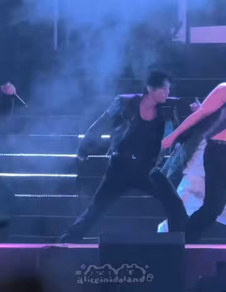 EVERYONE SAY THANK YOU LEEKNOW