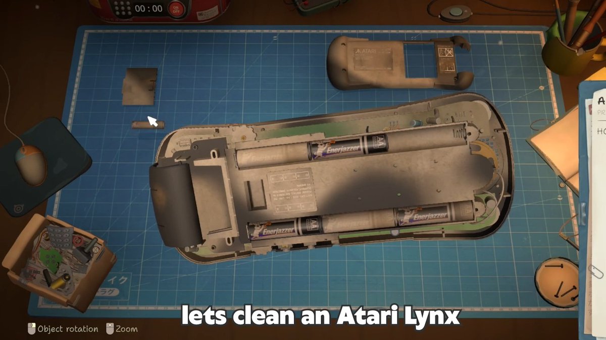 ✨ .Atari Lynx ✨ We show off the first disassembly of the Atari Lynx* in our game 💛 If you look closely, you will also see a new cleaning tool that will be a feature in our game later in development. *6 𝘈𝘈 𝘌𝘯𝘨𝘦𝘳𝘫𝘢𝘻𝘻𝘦𝘳 𝘣𝘢𝘵𝘵𝘦𝘳𝘪𝘦𝘴 𝘢𝘳𝘦 𝘪𝘯𝘤𝘭𝘶𝘥𝘦𝘥 #cozygame #indiegame