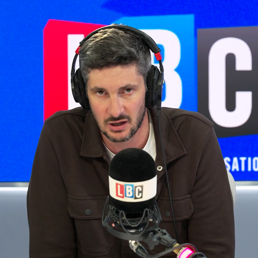 'Donald Trump is more loyal to Britain than Prince Harry!' Tom Swarbrick defends the royal from caller David, who thinks he's 'a traitor to this country'.