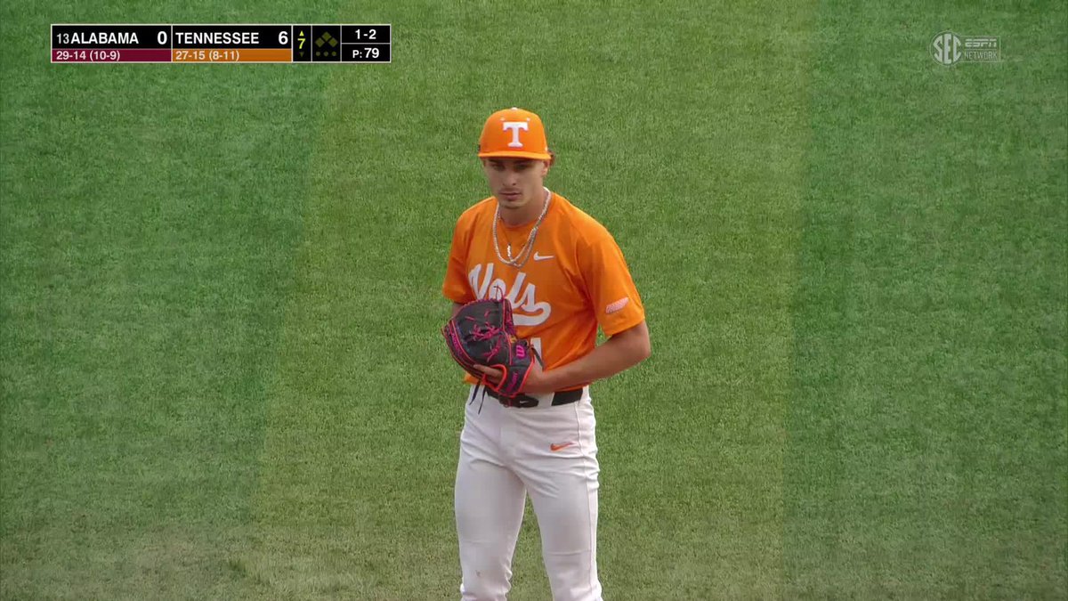 He hits homers and plays without a glove. Just a normal weekend for Henry Ford