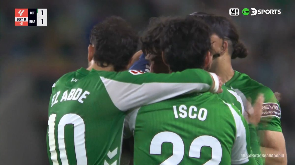 🤯🇪🇸 BETIS SE LO EMPATÓ AL REAL MADRID EN LA ÚLTIMA JUGADA DEL PARTIDO. Así, el Barça toma una ventaja de 8 PUNTOS, con un partido menos, y con solo CINCO FECHAS por jugarse. Y se enfrentan en dos semanas en el Camp Nou… ⚠️