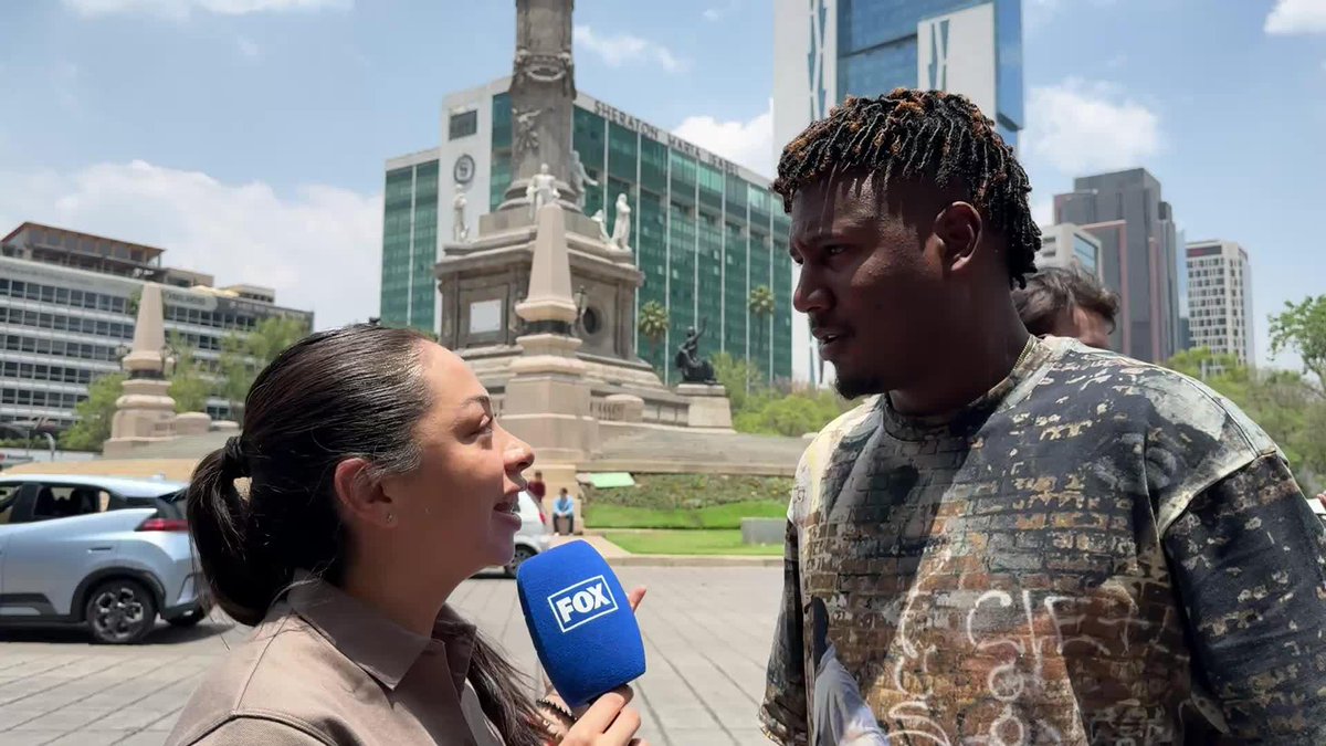 🔥🇲🇽"¿Cómo? Si yo también SOY MEXICANO" Geraldo Perdomo, Shortstop de los Arizona Diamondbacks, llegó con todo el ánimo a México para disputar la #MexicoCitySeries.... y vean lo enamorado que está de México.❤️👀 #MLB ⚾️