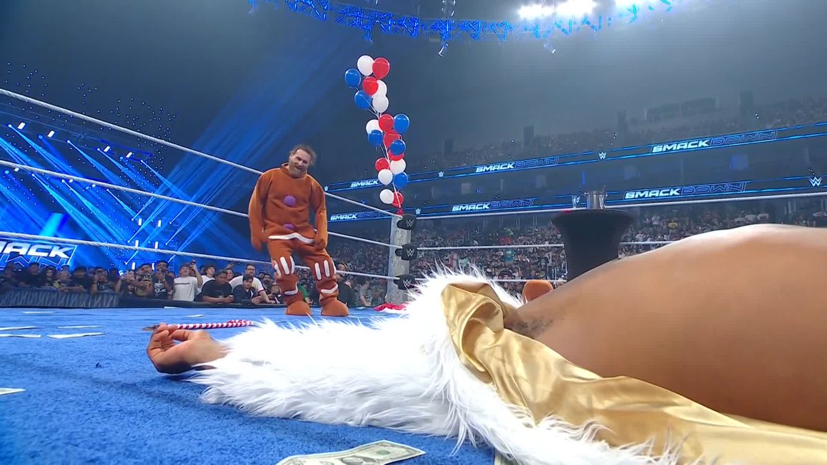 THE GINGERBREAD MAN 😱 @samizayn sneak attacks Trick Williams and Lil Yachty!