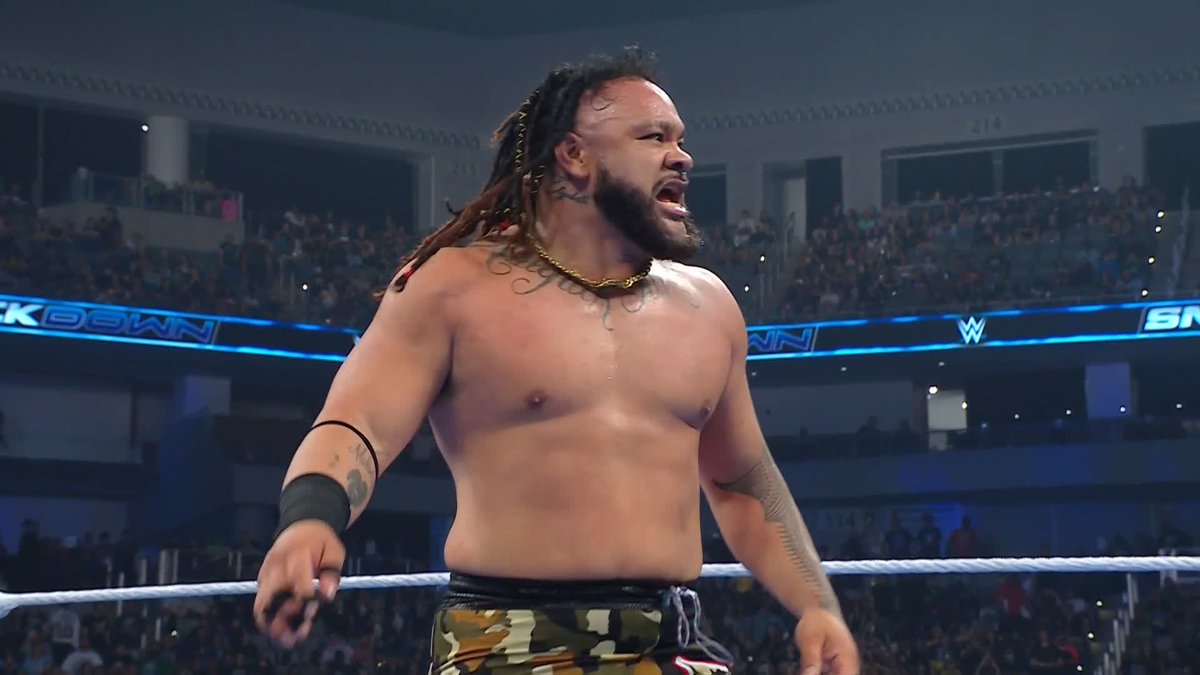 CHAOS to end SmackDown!! 👊 AND Jacob Fatu stands TALL!!