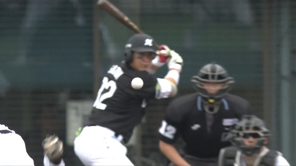 初球打ち✨ 千葉ロッテ 佐藤都志也 選手の今季第1号先制3ランホームラン🌈 👇ライブ配信はこちら