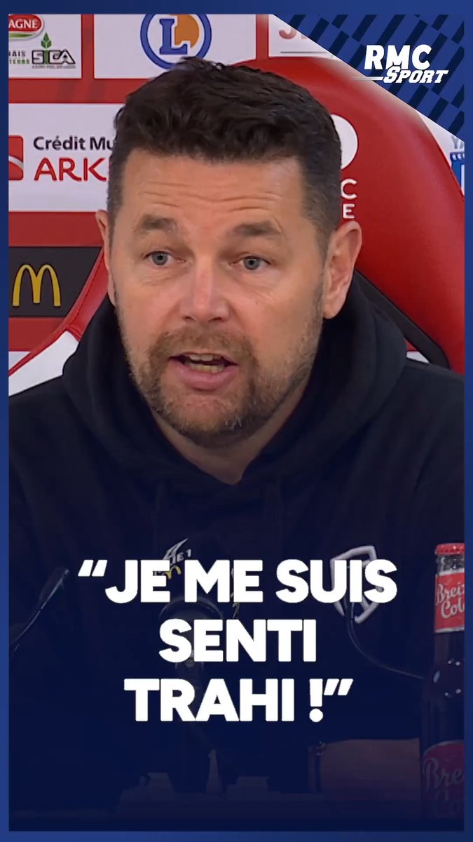 🗣💬 "J'ai eu des mots durs à la mi-temps et je me suis senti un peu trahi. Je n'ai pas eu de retour de ce que j'attendais. J'ai fait des rotations et c'était une erreur" Les mots forts de Pierre Sage envers ses joueurs après le nul lensois contre Brest (3-3).