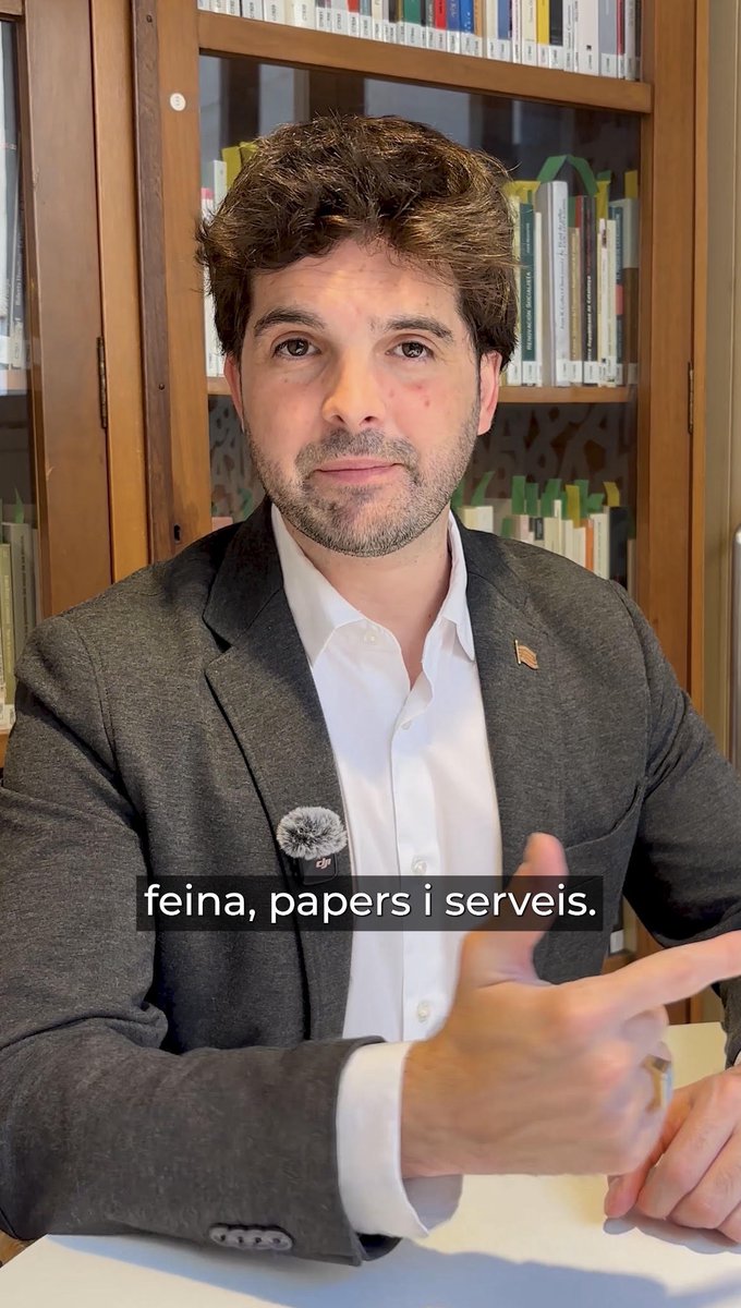 Les cues per la regularització ja saturen els nostres carrers. Com durant el franquisme, el PSC inunda Catalunya amb milions d’immigrants sense que la catalanitat ho pugui absorbir. Sense escoles, sense hospitals i amb un mercat laboral que cada cop necessita menys mà d’obra.