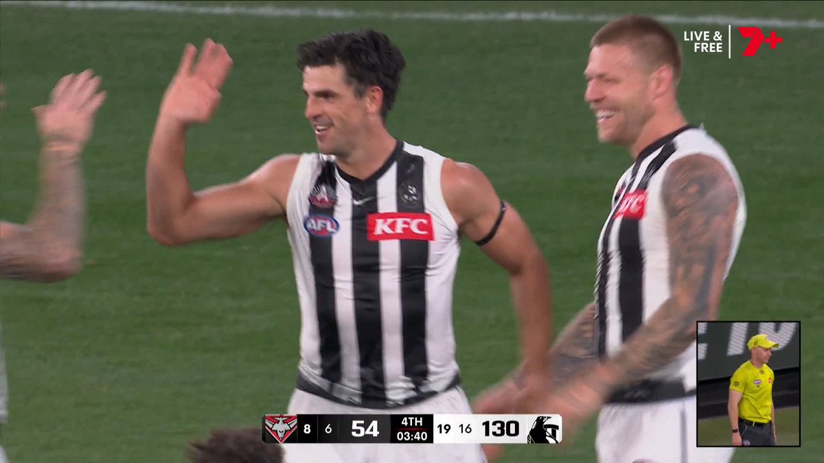 CAREER HIGH 43 DISPOSALS FOR PENDLEBURY.
