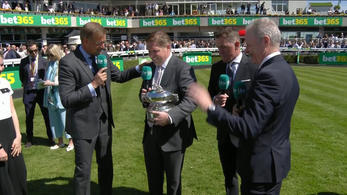 'I just love what I do. This year I didn't set out to beat Willie...' 🔊 Dan Skelton Racing spoke to the team after being awarded the trophy for 2026 Champion Trainer 🏆