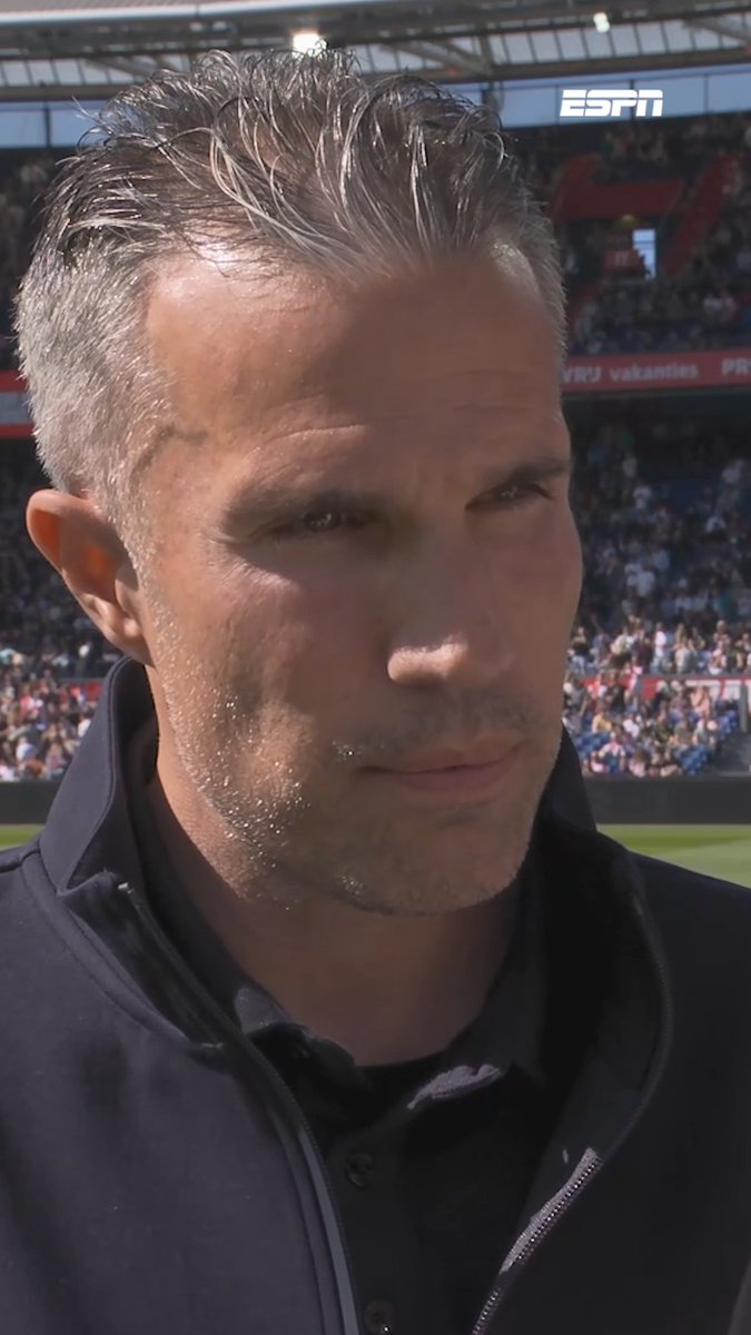 Robin van Persie over de toekomst van Raheem Sterling in Rotterdam 👀 “Die keuze maken wij over een aantal weken, niet nu.” #feygro