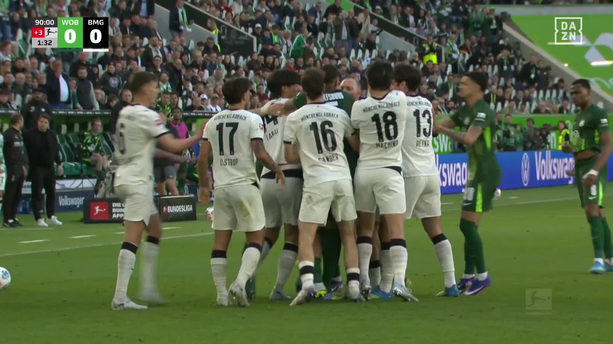 投入後のファーストプレーが乱闘の仲裁となった高井幸大🇯🇵💥 🎥DAZN Japan
