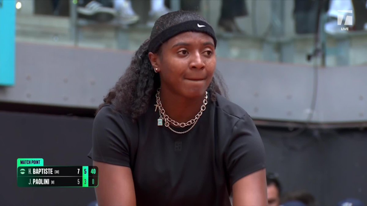 Huge win for Baptiste 💪 She eliminates Jasmine Paolini with a 7-5, 6-3 victory in the third round. #MMOpen