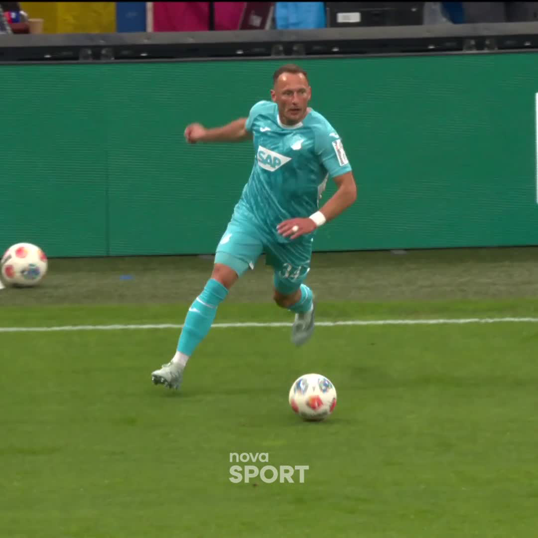 Osmá asistence Vladimíra Coufala v letošní sezoně Bundesligy! 🇨🇿🅰️ #NovaSport | #Bundesliga