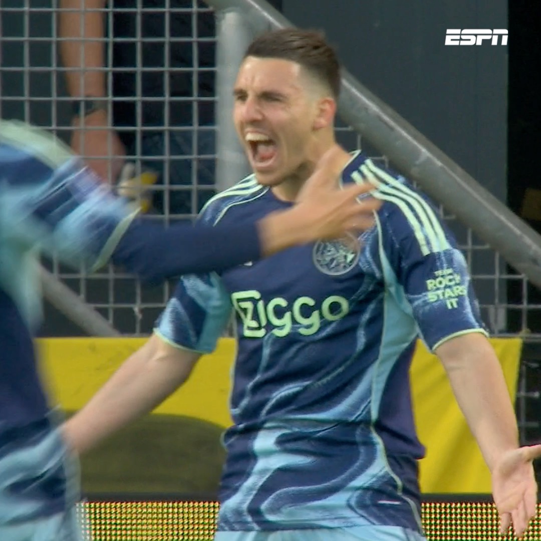Oscar Gloukh krijgt alle vrijheid en rondt rustig af: 1-0!👏 #nacaja