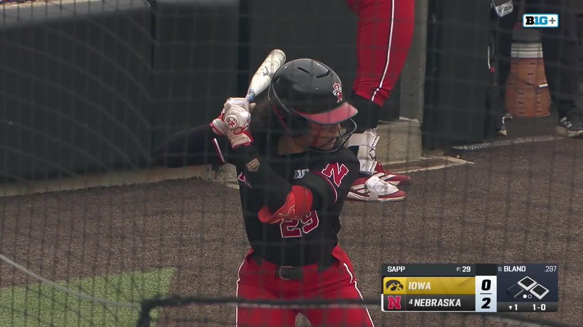 BOWLIN IS ROCKING. 3-RUN JACK FROM BLAND MAKES IT 5-0 HUSKERS.