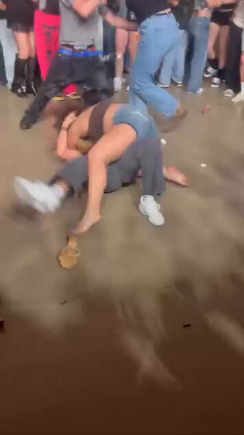 Crowd watches two females get into a fight during the Mike Sherm concert in Sacramento! 😳😬 #fights #viral