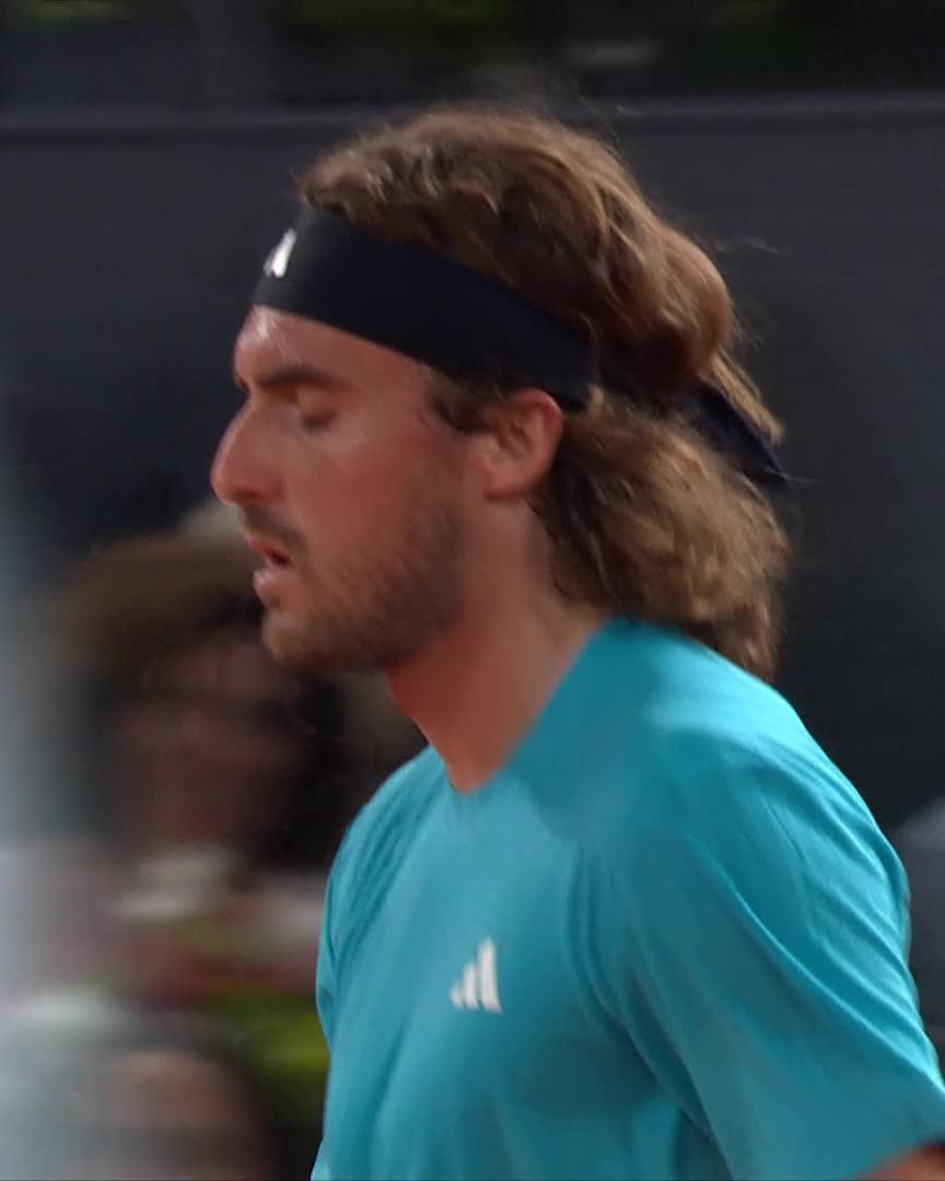 Vintage Stef 🍷 Stefanos Tsitsipas storms through a 6-2 first set vs Bublik! #MMOpen