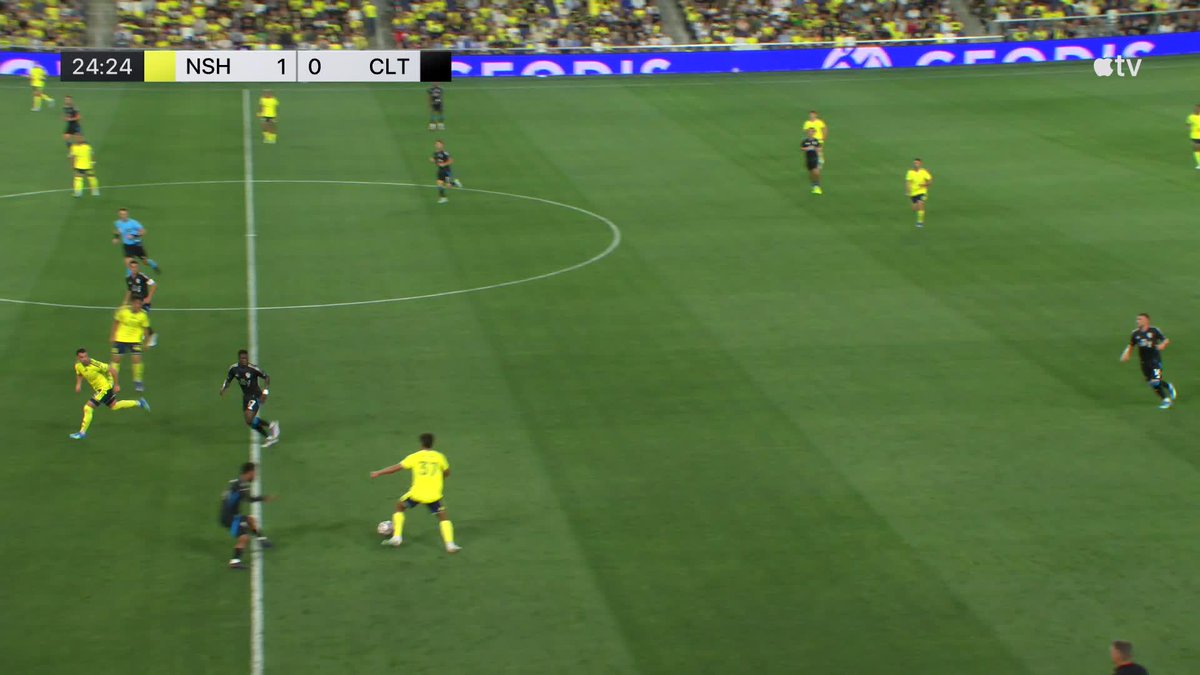 Ahmed Qasem lets it fly! 🎯 Nashville doubles their lead within minutes.