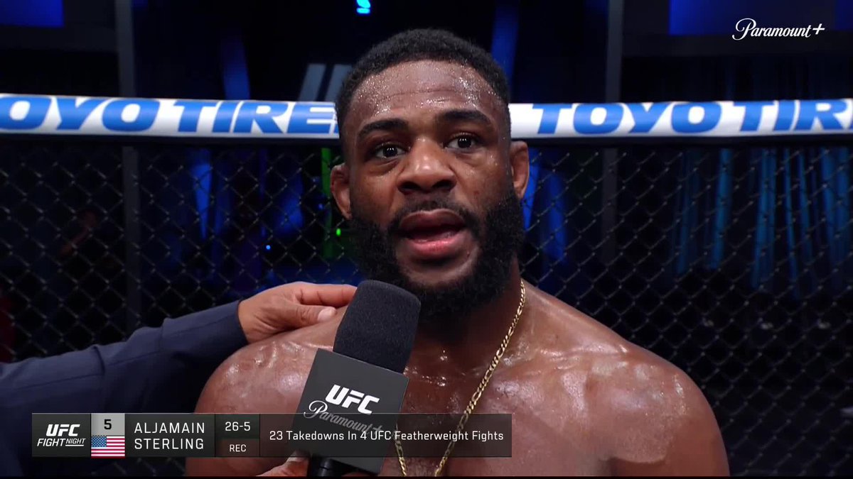 🗣️ Aljamain Sterling: “Movsar I’m coming for that ass next. Volkanovski you know I’m coming for that ass.” 🗣️ DC: “Pause.” 🗣️ Aljamain Sterling: “No pause.” 😭😭😭