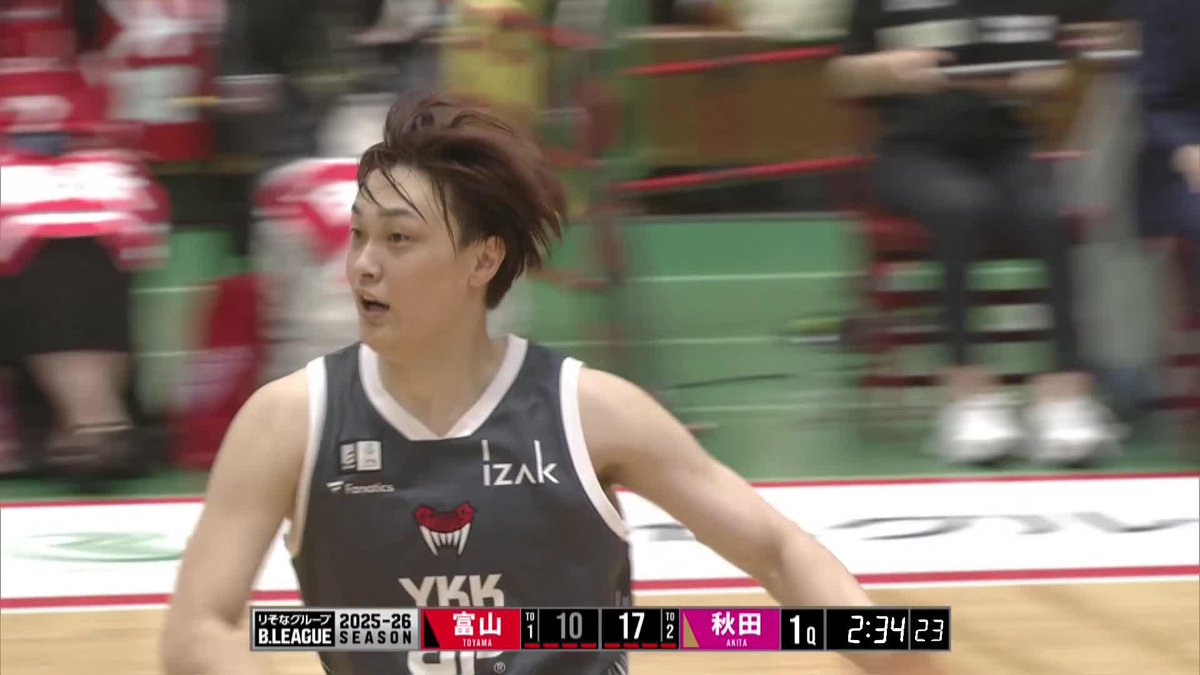 しれっと美技💫 富山#11 宇都のダブルクラッチ！ 宇都直輝 富山グラウジーズ 📡バスケットLIVEで生配信中 #Bリーグ #りそなグループ