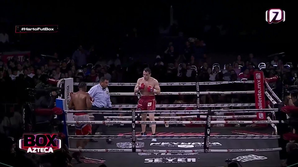 ¡SE ACABÓ! 🇲🇽🙂↕️ Julio César Chávez Jr. se lleva el combate frente a Caicedo sin dejar lugar a dudas. 🔴VER AQUÍ: #BoxAzteca #HartoFutBox