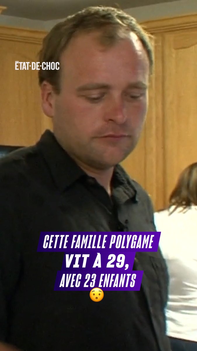« Il y a 14 filles et 9 garçons ! » Avec 5 femmes et 23 enfants, cet homme vit une vie où tout repose sur une organisation familiale XXL particulièrement lors du diner qui se déroule en 2 services. #Etatdechoc « Familles polygames : ces tribus hors normes qui intriguent l’Amérique », mardi à 21 :25 sur W9 et M6+