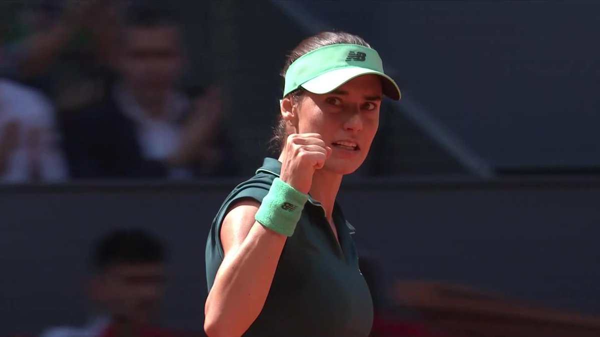 First set Sorana 💪 Sorana Cirstea takes a step closer to the Round of 16, winning the opener against Gauff 6-4. #MMOPEN