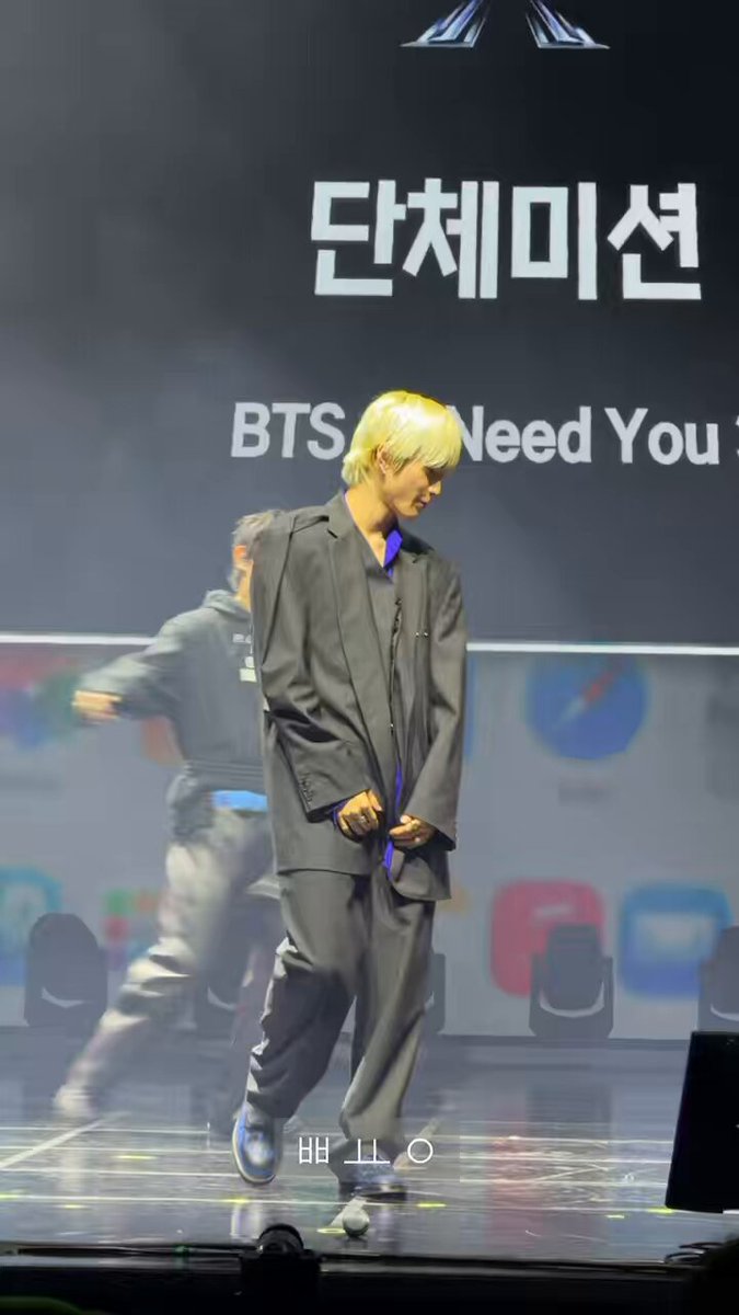BTS - I Need You SHINEE - View NCT WISH - Sticky
