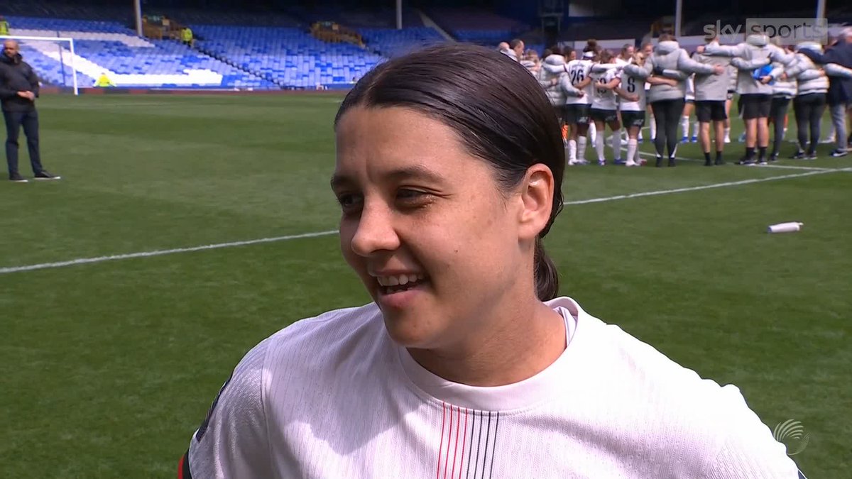 "Fran Kirby is a legend of this club" Sam Kerr reacts to going level with Fran Kirby in Chelsea's all-time top-scorers in the WSL 👏