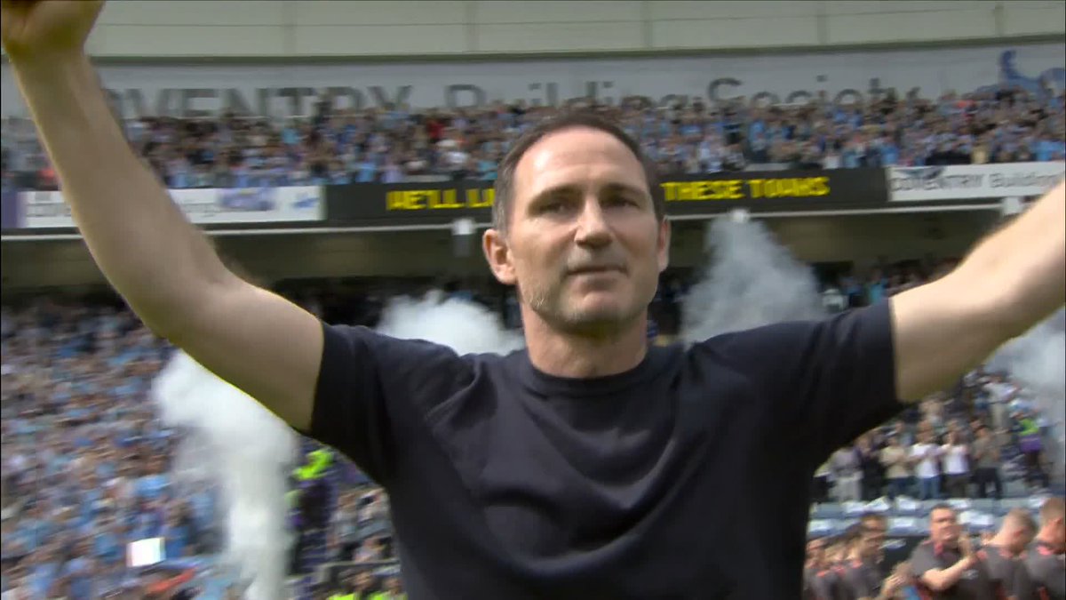 "Super, super Frank!" 📣 Coventry manager Frank Lampard receives his Championship winners medal with the fans in full voice Coventry City | EFL