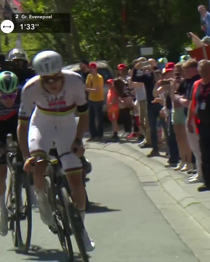 Paul Seixas cracks on the final climb as Tadej Pogačar applies the pressure — what a battle!