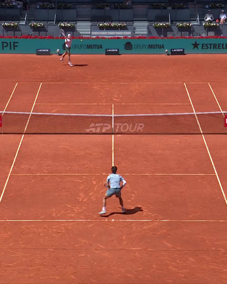 Moving on ⏭️ Lorenzo Musetti defeats Griekspoor 6-4 7-5 to book his last 16 spot! #MMOpen