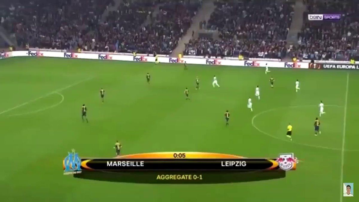 Le fait qu'un joueur (werner) n'ai pas pu jouer ce match à cause d'acouphènes tellement les décibels étaient hautes ptdrrrr le bruit de malade sérieux #TeamOM