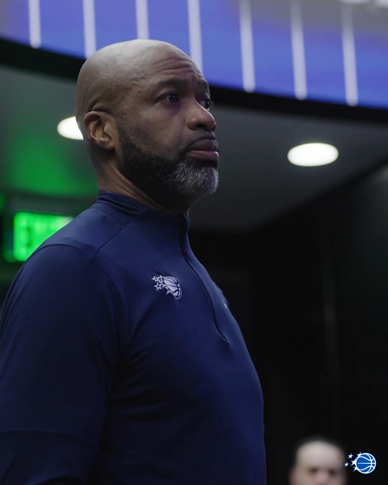 inside the locker room after the Game 3 W 🗣️