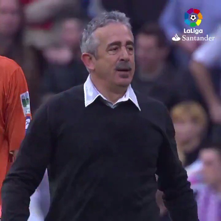 📹 | En el mes de abril de 2011, hace 1️⃣5️⃣ años, el Real Sporting 🔴 de Manolo Preciado ❤️🙏🏽 asaltaba el 🏟️ Santiago Bernabéu, venciendo 0-1 con un gol ⚽ de Miguel De Las Cuevas.