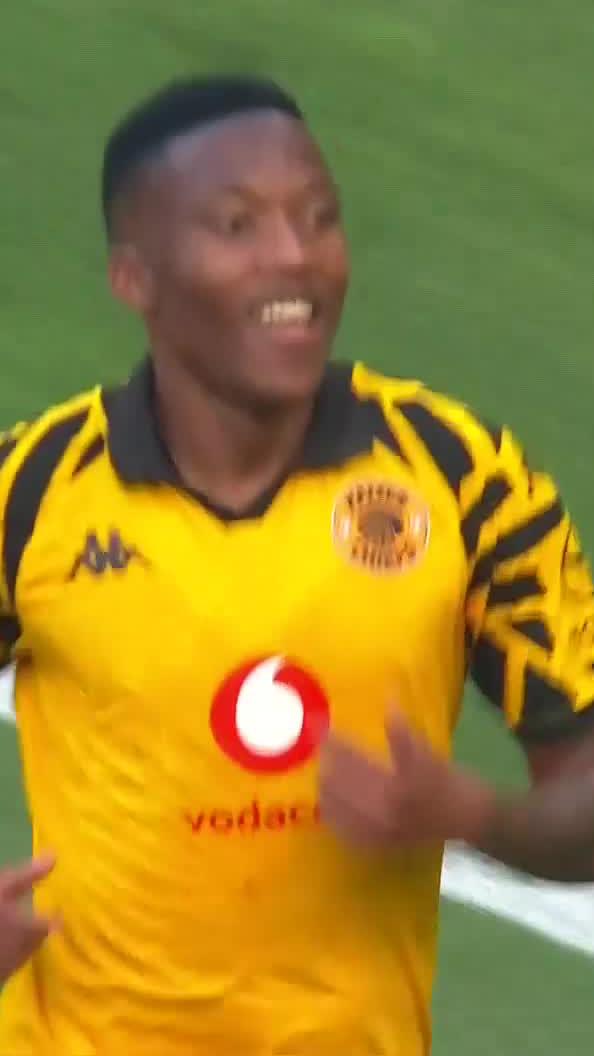 Advantage Chiefs ✌️🟡 Pule Mmodi buries the chance to put the Bucs on the back foot 💥 📺 Stream #BetwayPrem on DStv: #SSDiski | #ChooseASide