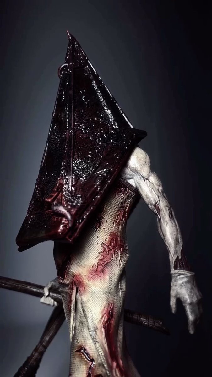 Unboxing the Red Pyramid Thing statue from Silent Hill 2 by Numskull Designs with @leafaye11. This detailed collectible captures Pyramid Head’s iconic look, built for horror fans and collectors.