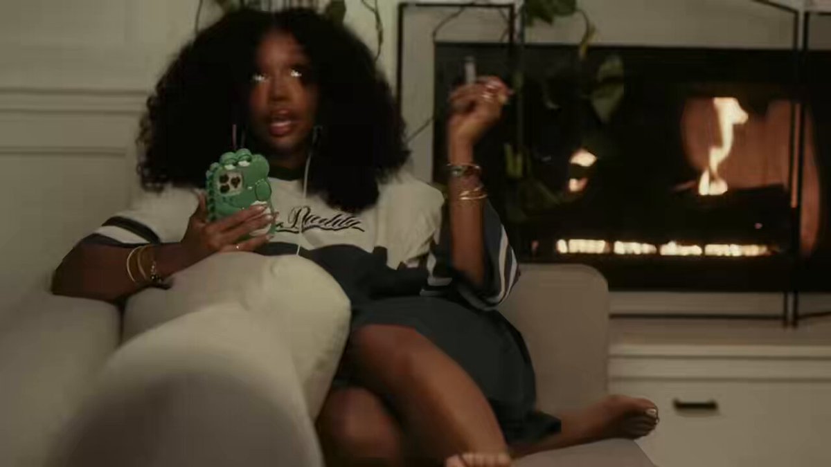 Isaiah Rashad &amp; SZA really did it again, ANOTHER hit added to the collection