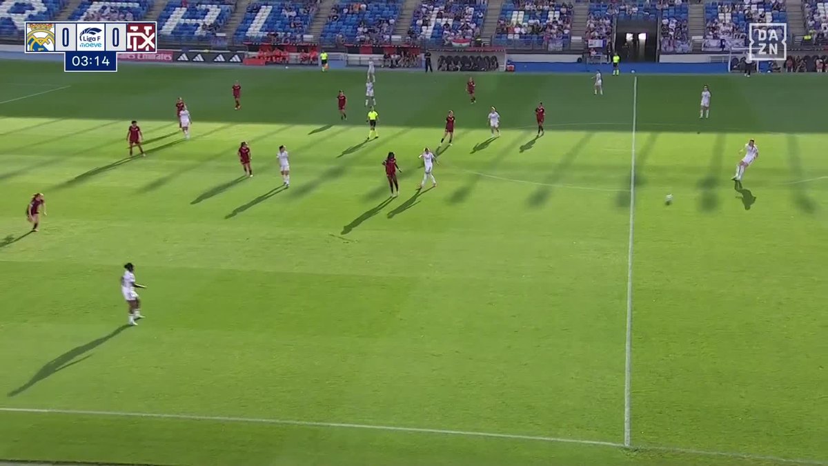 🇨🇴 GOOOL de Linda Caicedo. La colombiana marcó el 1-0 de #RealMadrid ante #DUXLogroño, al 4’ 👀 Es su quinto tanto en lo que va de LaLigaF