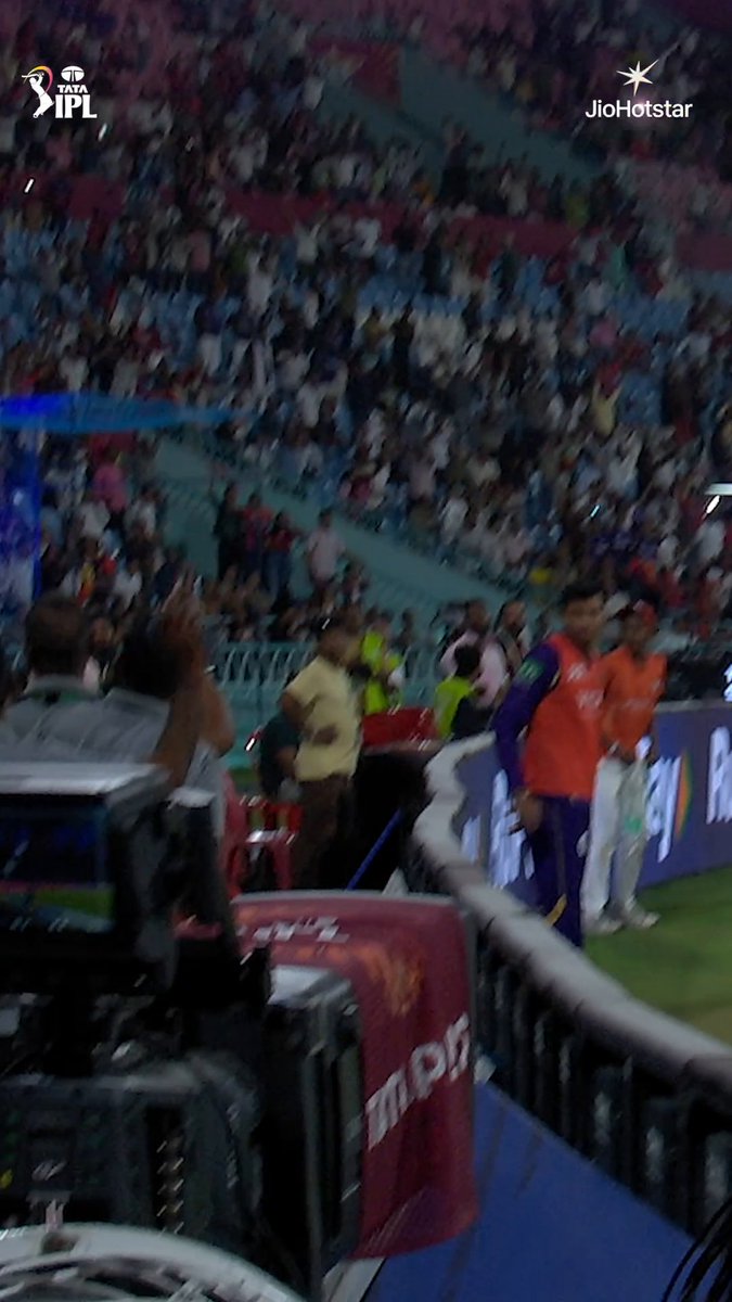 LUCKNOW NEEDED 7 FROM 1 BALL &amp; SHAMI HIT A SIX 😍🔥 - MADNESS AT EKANA...!!!