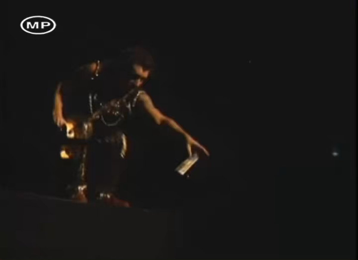 “Pretty Vacant” - Sex Pistols Live • Tokyo, Japan ‘96