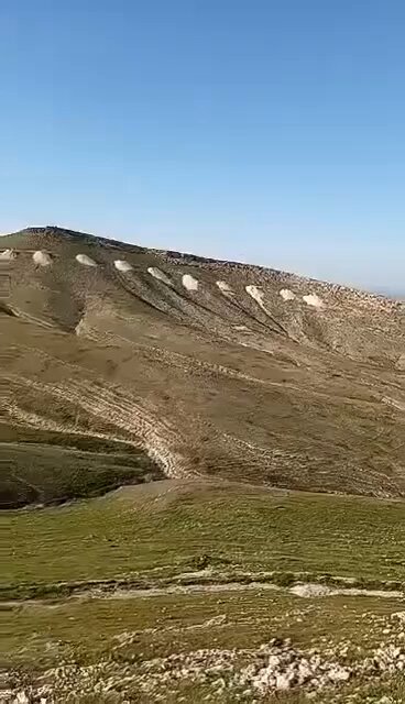 Haseke’deki Abdulaziz dağında terör örgütü PKK tarafından kazılan tüneller görüntülendi.