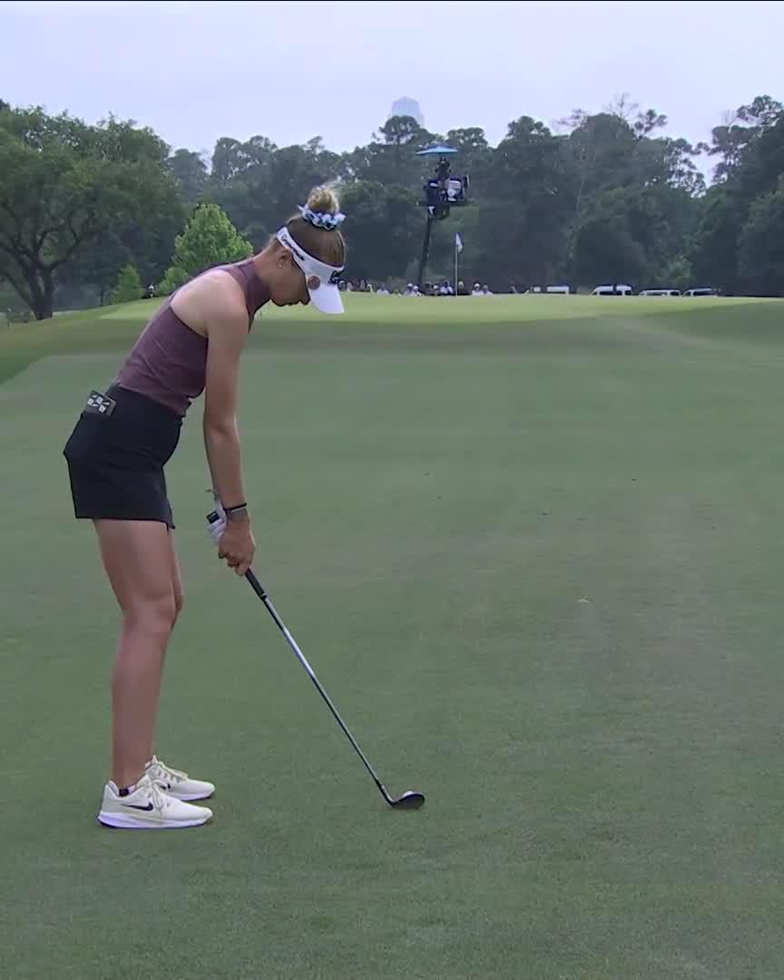 Nelly dials it with the approach on 13 👊 She sets herself up for birdie