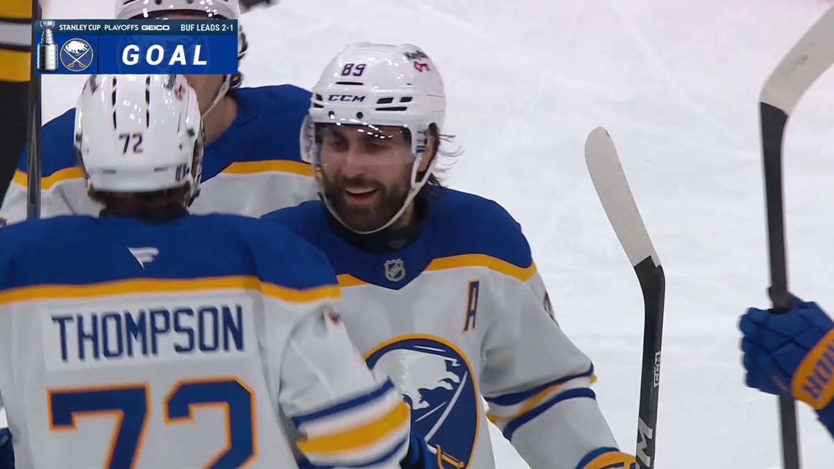 The Buffalo Sabres score twice in 1:24, and it's 6-0! 😳 They've now scored nine consecutive goals in this series! #StanleyCup 🇺🇸: @NHL_on_TNT 🇨🇦: Sportsnet & TVA Sports