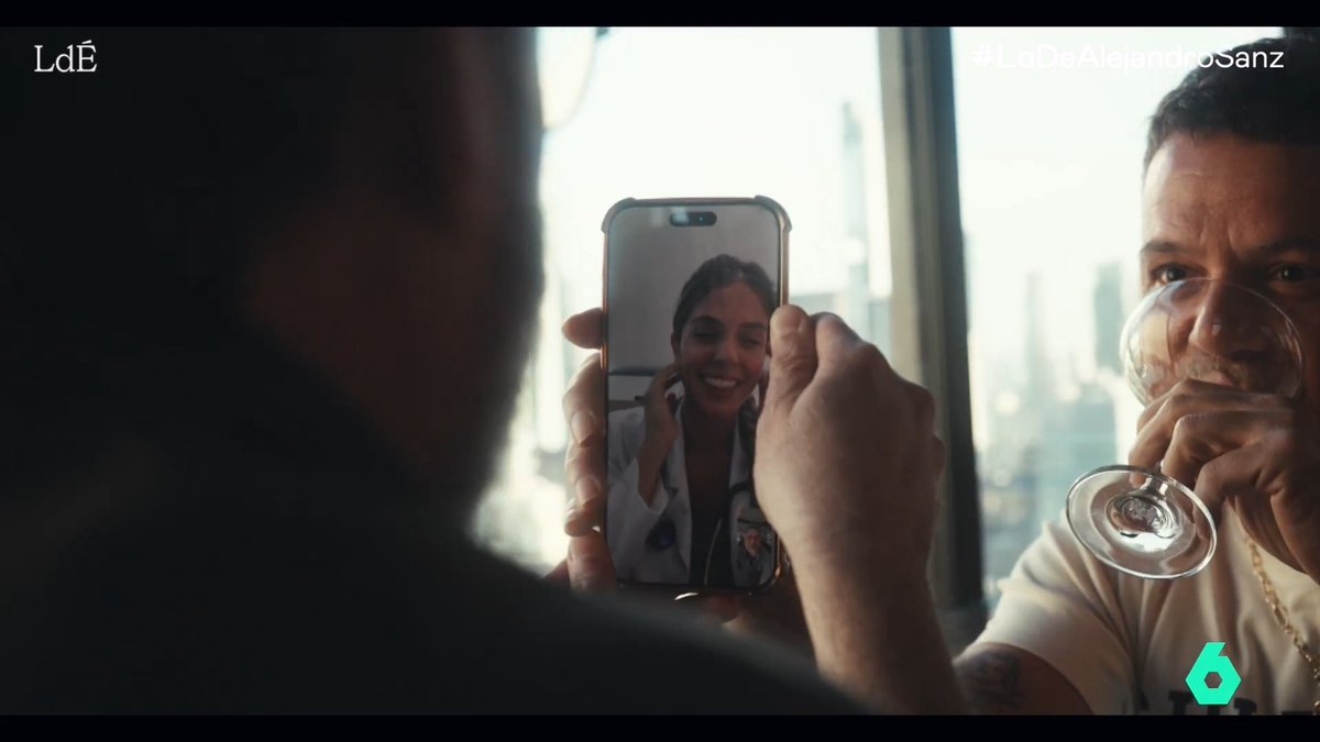 Lo que necesita #LoDeAlejandroSanz es amor y un teléfono.