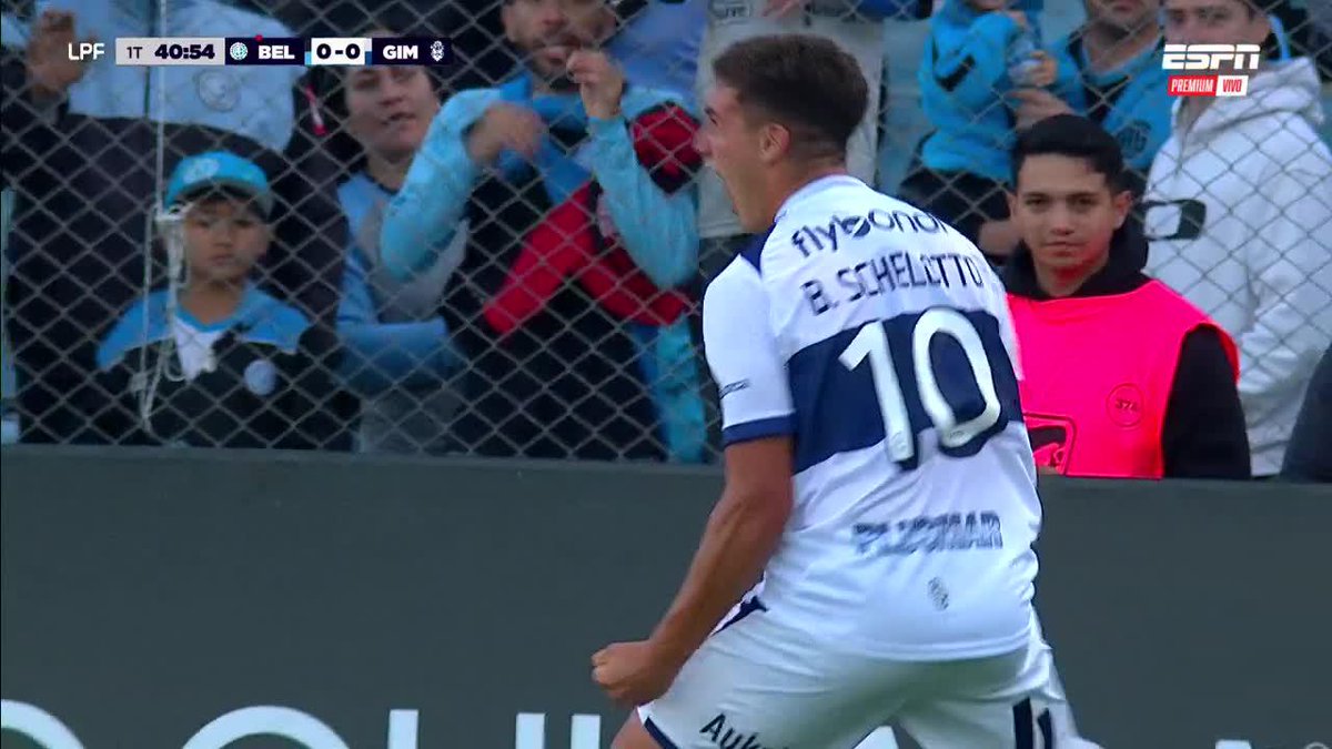 ¡ES TUYO, NICO! Barros Schelotto mandó un centro-arco venenoso que no llegó a desviar el Chelo Torres y Gimnasia festeja el 1-0 vs. Belgrano. 📺 ESPN Premium | Suscribite al Pack Fútbol en